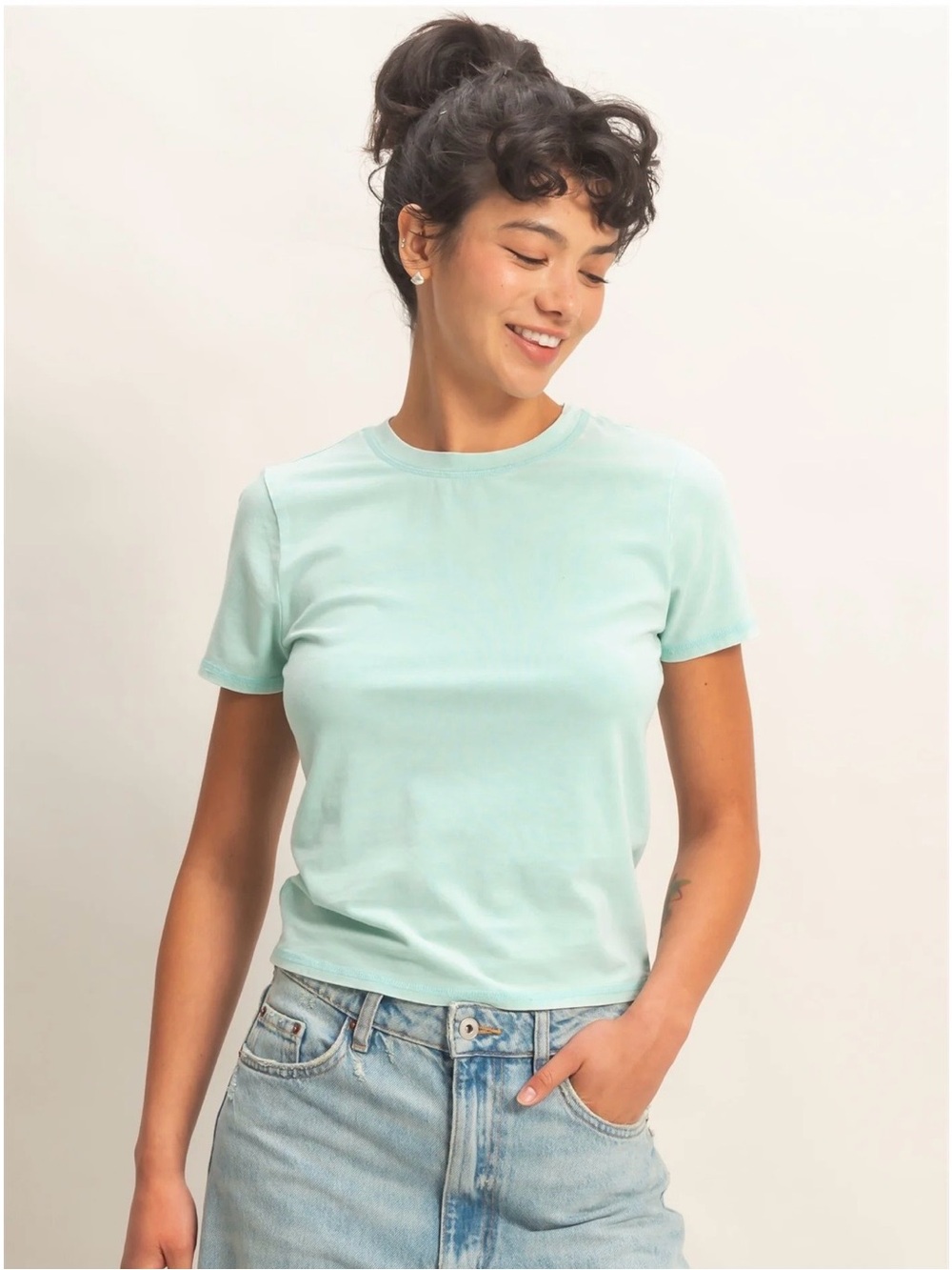 NEW Double Zero Turquoise Mineral Washed Cotton Crewneck Tee – Medium